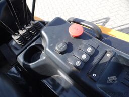 Hyundai 50B-9