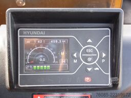 Hyundai 50B-9