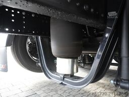 MAN TGX 26.400 / IGLOOCAR / Carrier Supra