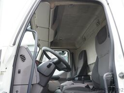 DAF LF 280 E6 4x2 / Chereau 22 EPAL refriger