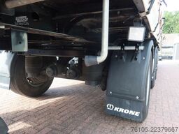 Krone N/A SD + kooiaap + stuur as