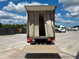 Volkswagen Crafter 50 4x2 TK V-300MAX / BOX L=3656 mm