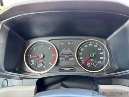 VW Crafter 50 4x2 TK V-300MAX / BOX L=3656 mm