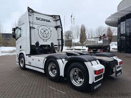 SCANIA R560 6X2