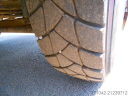 IVECO MP340 E 37 H 8x4