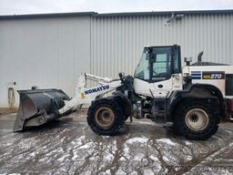 Komatsu WA 270-8