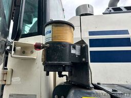 Komatsu WA 270-8