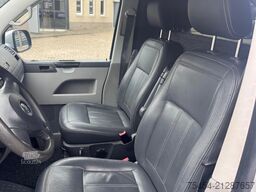 Volkswagen Transporter 2.0 TDI L2H3
