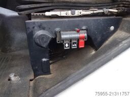 MAN 17-232 KIPPER MET KRAAN HIAB 6,5 TON KRAAN