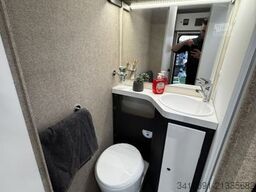 FORSTER A 699VB 7 Gurtsitze + Schlafplätze Markise