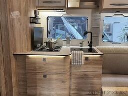 EURAMOBIL Profila RS 720 EF Dachlüfter RFK Sun Roof