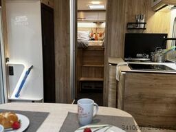 EURAMOBIL Profila RS 720 EF Dachlüfter RFK Sun Roof