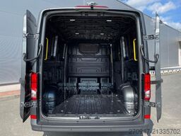 MAN TGE 3.180 L3H2 Kasten LED NAVI ACC LED STANDHZ