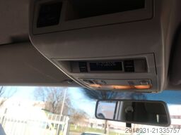 VOLKSWAGEN T5 Transporter Kasten 4Motion/Klima/AHK/Nr. 51