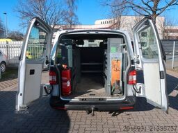 VOLKSWAGEN T5 Transporter Kasten 4Motion/Klima/AHK/Nr. 51