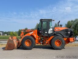 Hitachi ZW180-5B