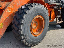 Hitachi ZW180-5B