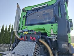 Mercedes-Benz Arocs 2053