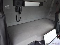 RENAULT T460 E6 4x2 Retarder Edscha AHK LBW