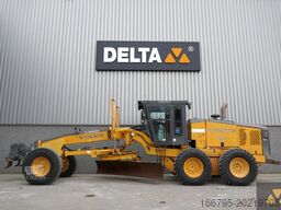 Volvo G720B