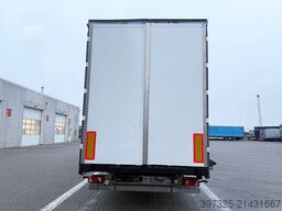 Fliegl Curtainsider / Planenauflieger / Gardin