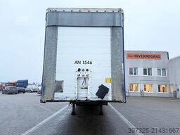 Fliegl Curtainsider / Planenauflieger / Gardin