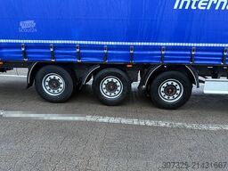 Fliegl Curtainsider / Planenauflieger / Gardin