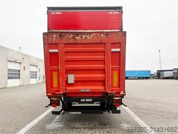 Kel-Berg Curtainsider / Planenauflieger / Gardin