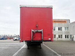 KLC Curtainsider / Planenauflieger / Gardin