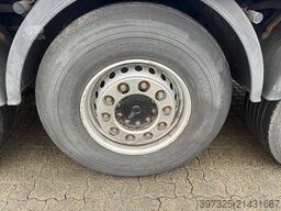 KLC Curtainsider / Planenauflieger / Gardin