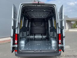 MAN TGE 3.180 L4H3 Kasten 4x4 STANDHZ ACC LENKRADHZ