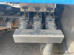 Volvo FL6.14 Volume: 9270 L 3 COMPARTMENTS