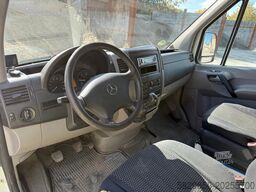 Mercedes-Benz Sprinter 515