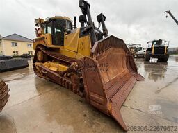 CATERPILLAR D8T