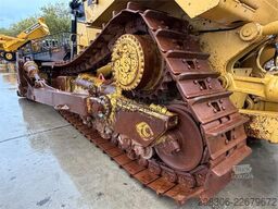 CATERPILLAR D8T