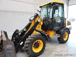 JCB 406 + Fork