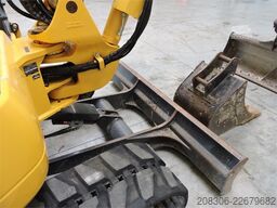 KOMATSU PC80 A/C