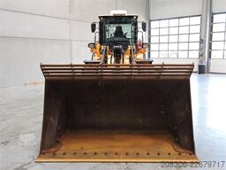 HYUNDAI HL955A