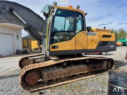 Volvo EC250DL Excavator w/ Rototilt, 2 Buckets and GPS