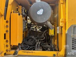 Volvo EC250DL Excavator w/ Rototilt, 2 Buckets and GPS