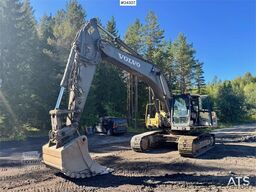 Volvo EC290CL Excavator w/ Rototilt and 2 Buckets WATCH