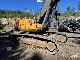 Volvo EC290CL Excavator w/ Rototilt and 2 Buckets WATCH