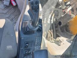 Volvo EC290CL Excavator w/ Rototilt and 2 Buckets WATCH