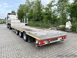 Möslein STO 3 Schwebheim  3 Achs Satteltieflader