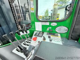 Combilift C4000 / GAS / 9300MM / FREE-LIFT / CABIN