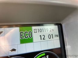 Hitachi ZX210LC-5B
