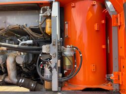 Hitachi ZX210LC-5B
