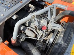 Hitachi ZX210LC-5B