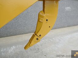 Caterpillar D8T