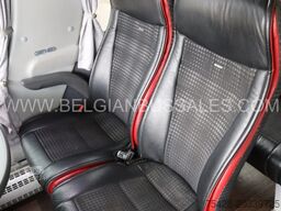 MAN Lion's Coach R09 / 13.4m / Euro 6 / Full Option